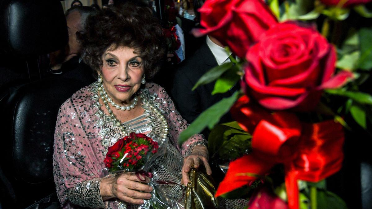 Gina Lollobrigida durante la celebración de su 90 aniversario, en el centro de Roma.