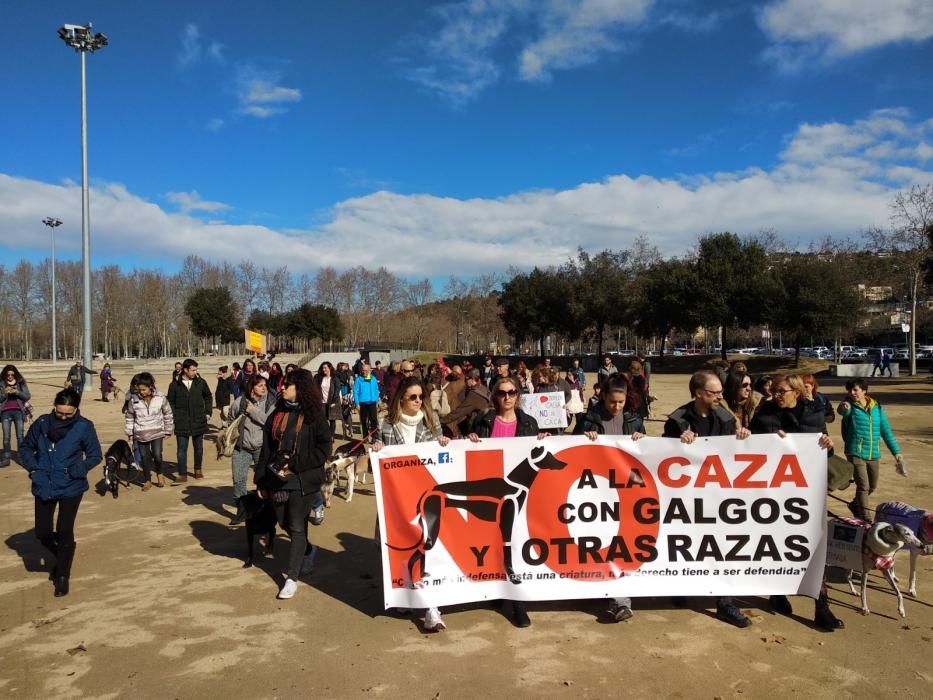 Manifestació contra la caça a Girona