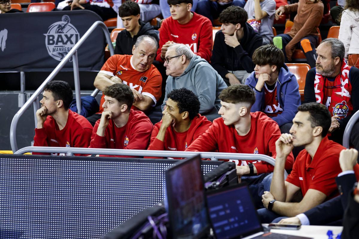 El suport dels lesionats reafirma la unió de tots els membres de la plantilla