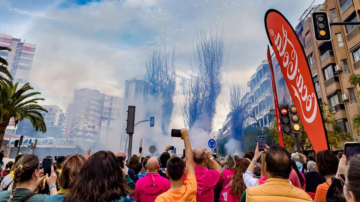 Mascletà dedicada de los peñistas