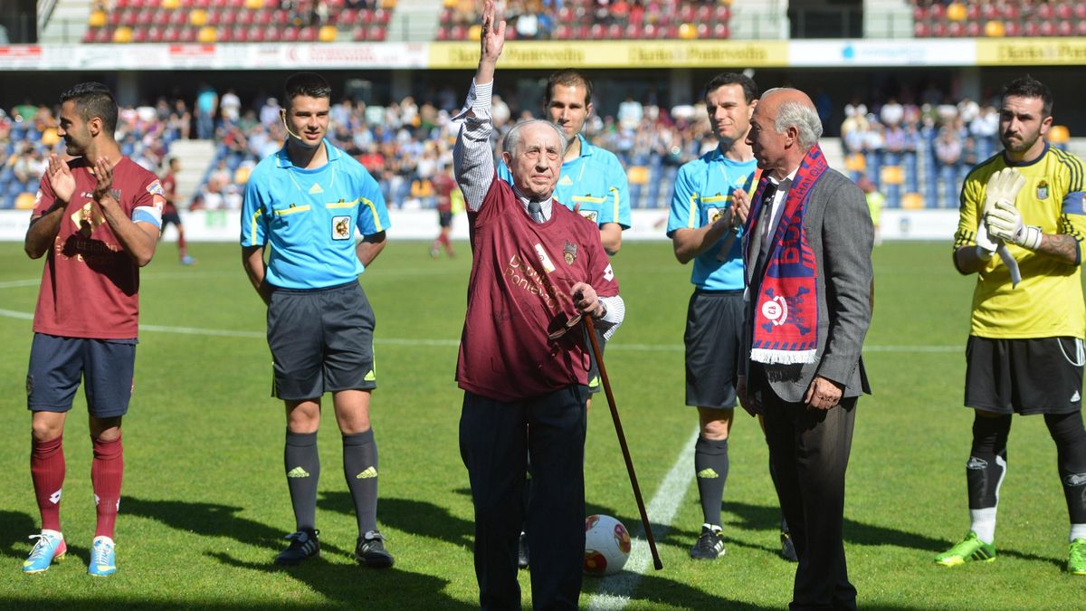 Homenaje a Gerardo Dios en Pasarón.