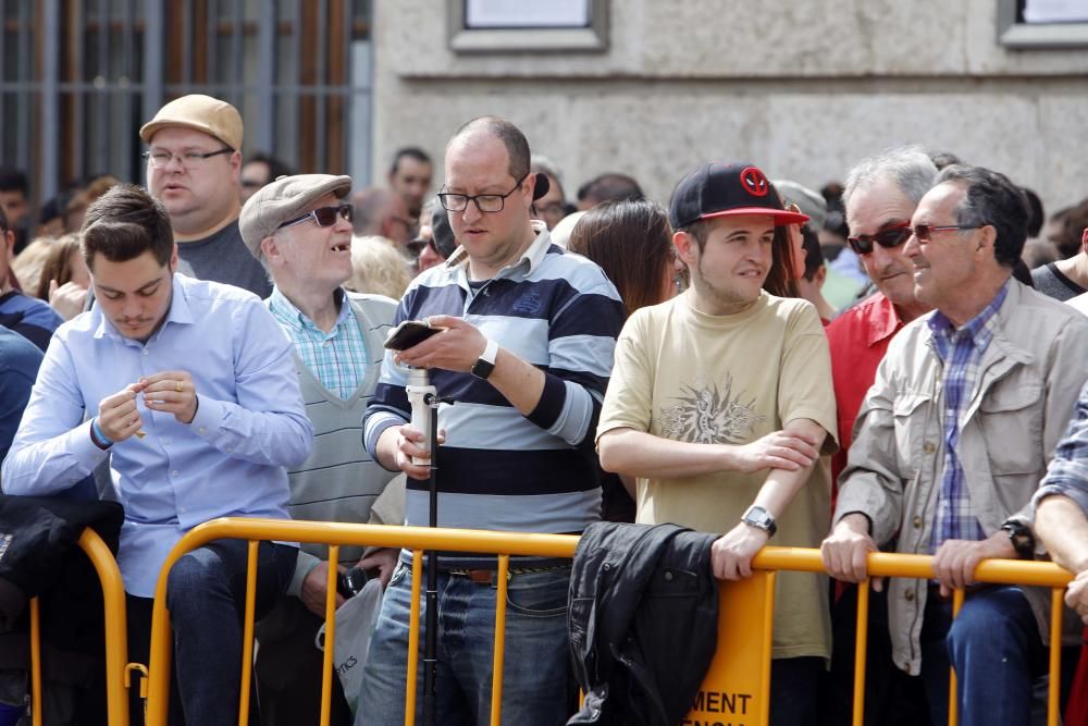 Búscate en la mascletà del 9 de marzo