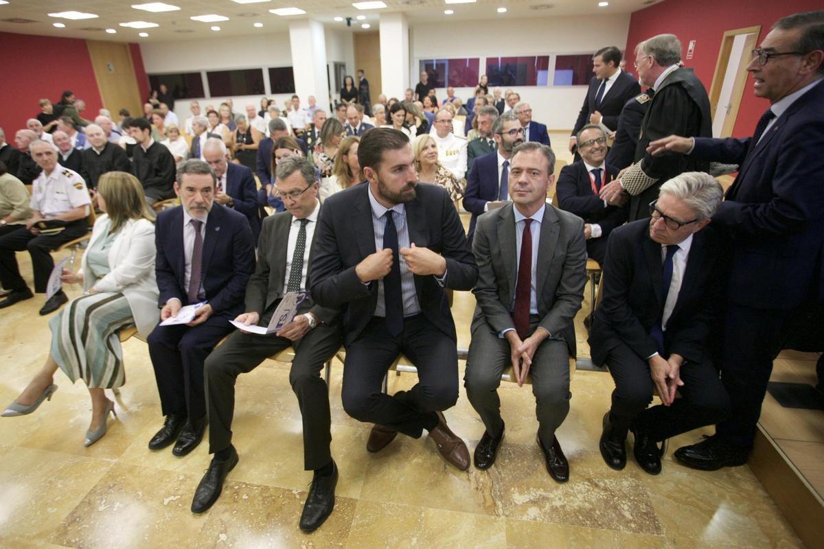 El delegado del Gobierno, Francisco Jiménez, junto al vicepresidente regional José Ántel Antelo, y el consejero Marcos Ortuño.