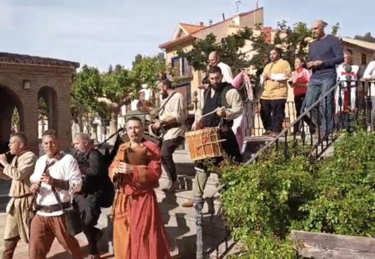 La música en la calle acompañó la jornada festiva. | SERVICIO ESPECIAL