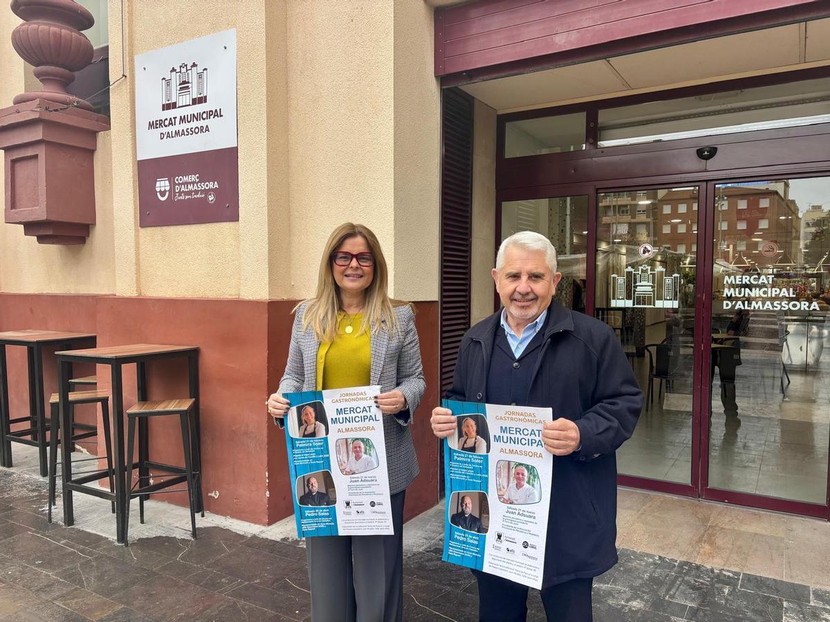 •	La iniciativa, presentada por la concejala de Comercio y Mercados, Silvana Rovira, y el responsable de Crea Gastronomía, Javier Navarro, busca dinamizar y fomentar las compras en el mercado municipal, potenciando los productos de proximidad.