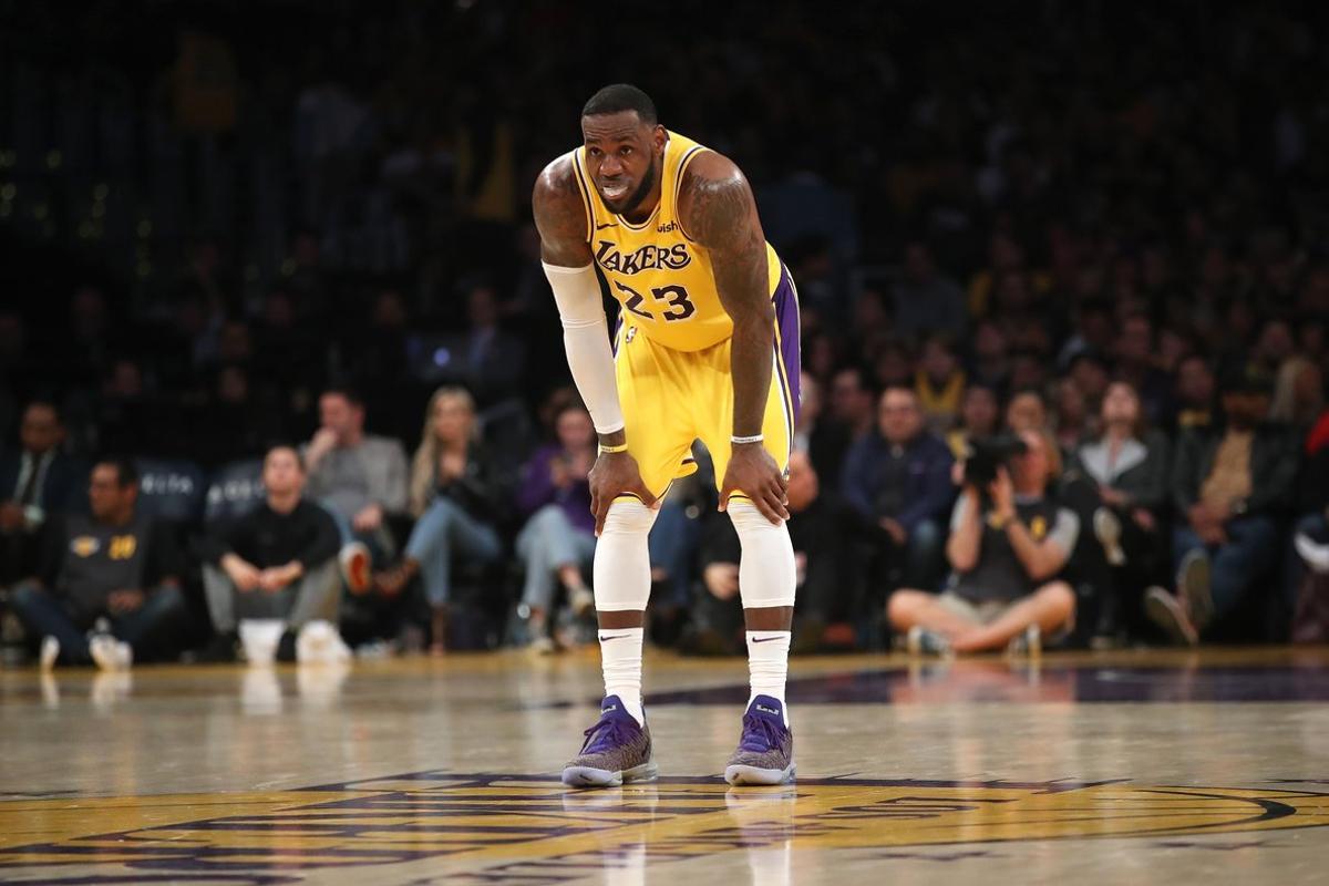 LOS ANGELES, CALIFORNIA - MARCH 04: LeBron James #23 of the Los Angeles Lakers looks on during the second half of a game against the LA Clippers at Staples Center on March 04, 2019 in Los Angeles, California. The Los Angeles Clippers defeated the Los Angeles Lakers 113-105.   Sean M. Haffey/Getty Images/AFP