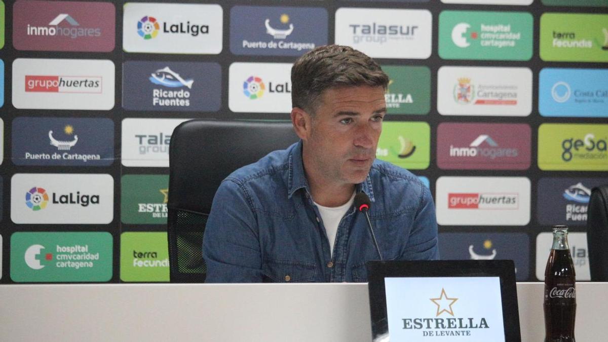 Luis Carrión, en sala de prensa.