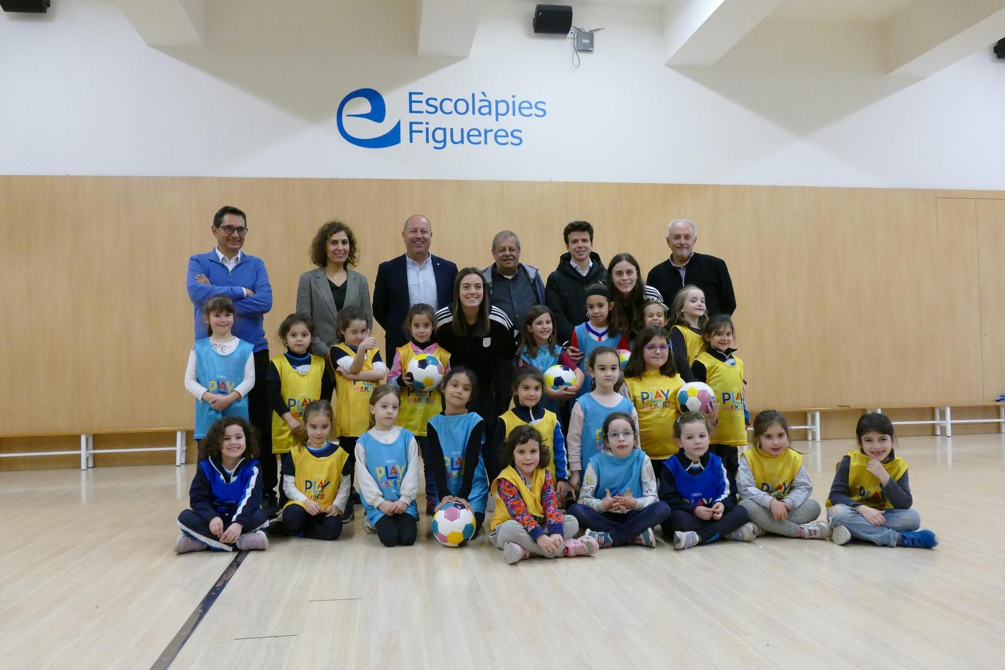 Les Playmakers d’Escolàpies Figueres reben la visita de la Federació Catalana de Futbol