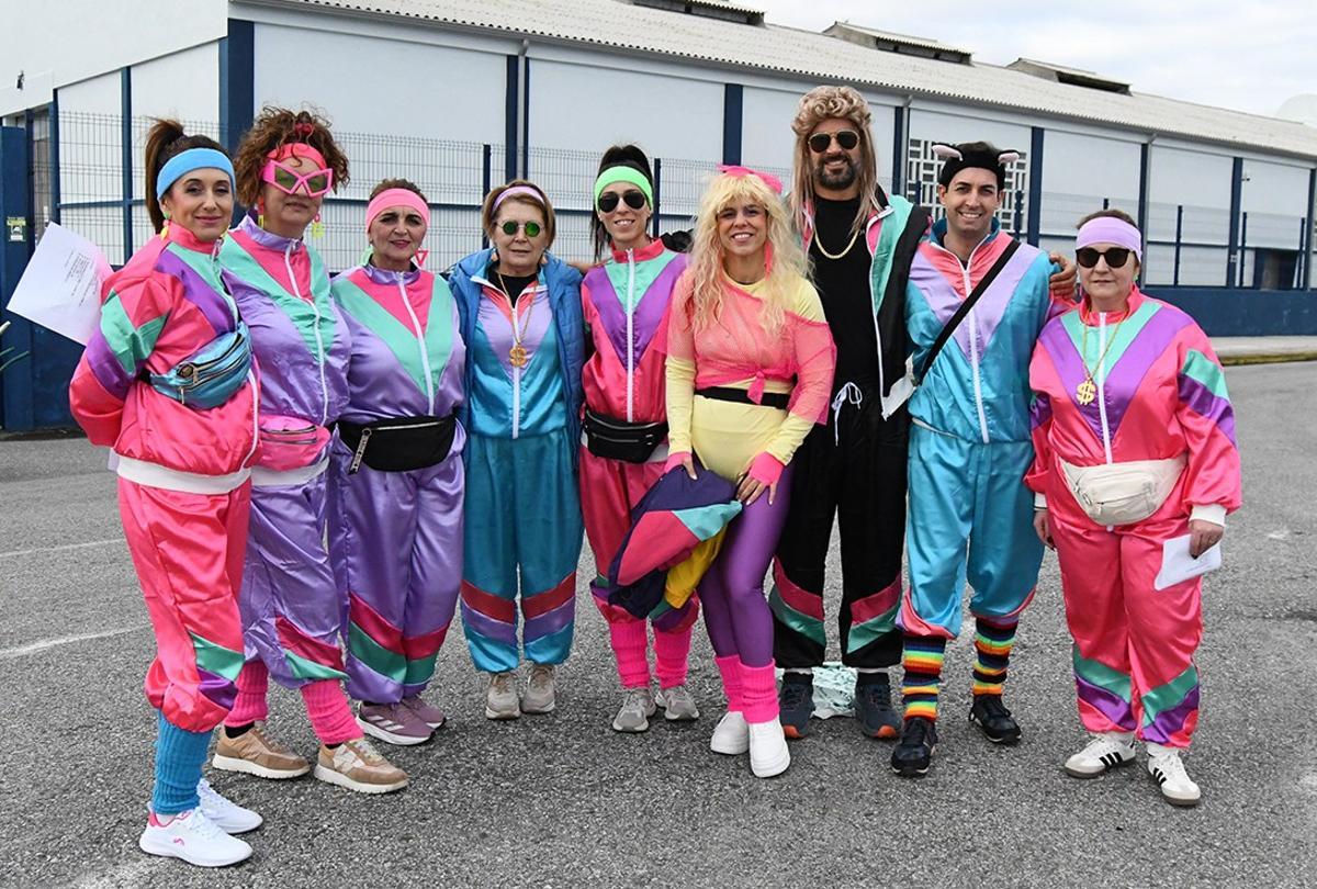 Integrantes dun dos grupos participantes no Entroido da Pobra.