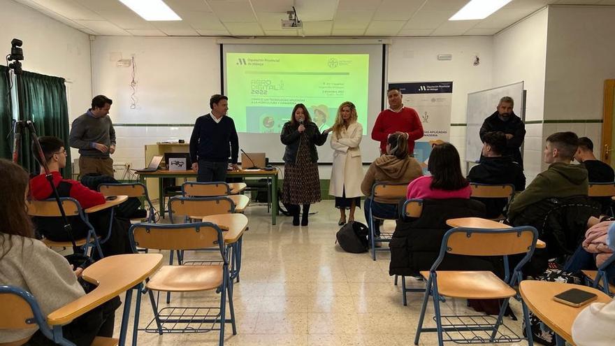 La Diputación de Málaga forma a más de 200 jóvenes en tecnologías del sector primario