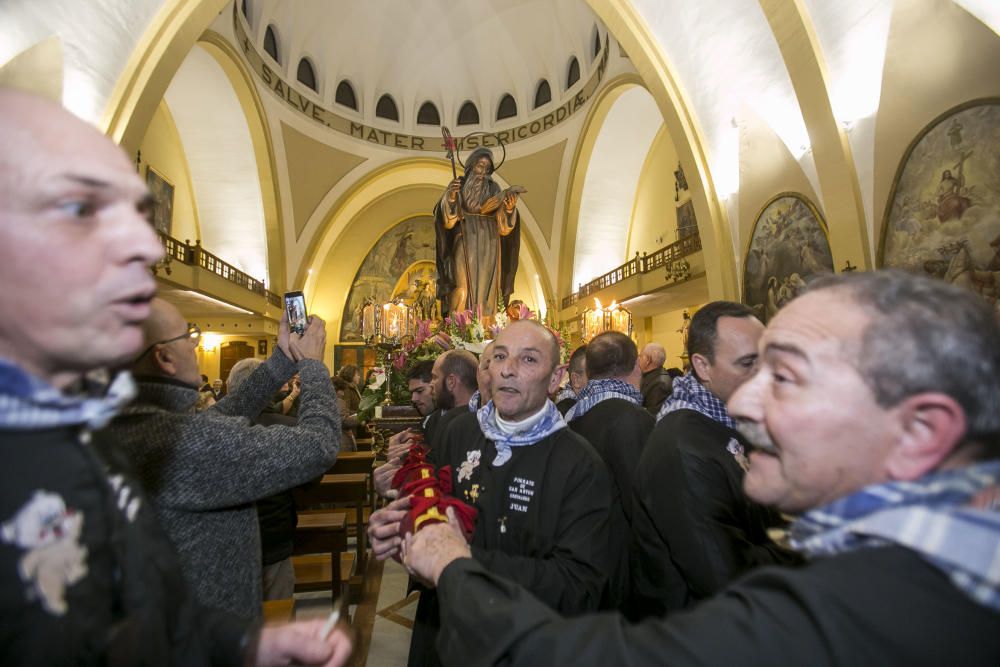 La procesión salía desde la plaza del Hospital Viejo