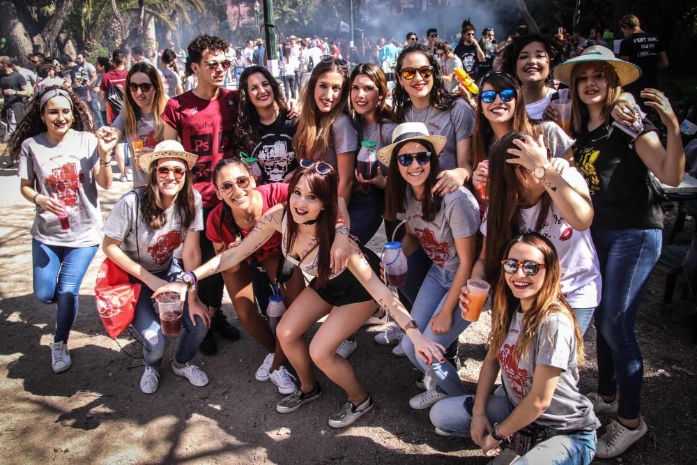 Los universitarios celebran sus paellas en Alcoy