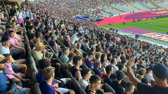 El Barça vende por duplicado dos sectores de tribuna de Montjuïc para el Gamper