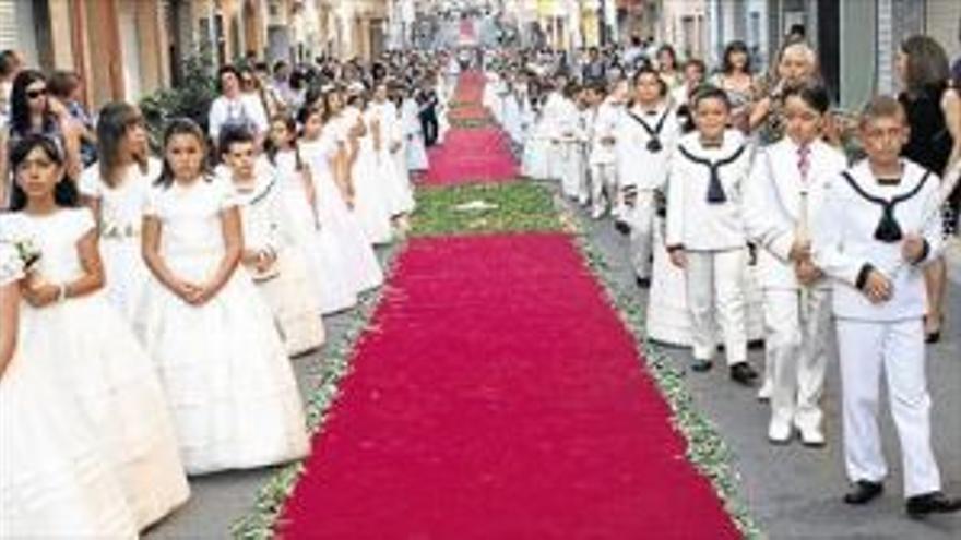 El Corpus Christi llena las calles de toda la provincia