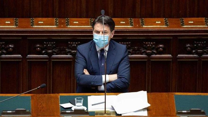 El Gobierno italiano recluta a 11 expertas contra el virus tras las críticas