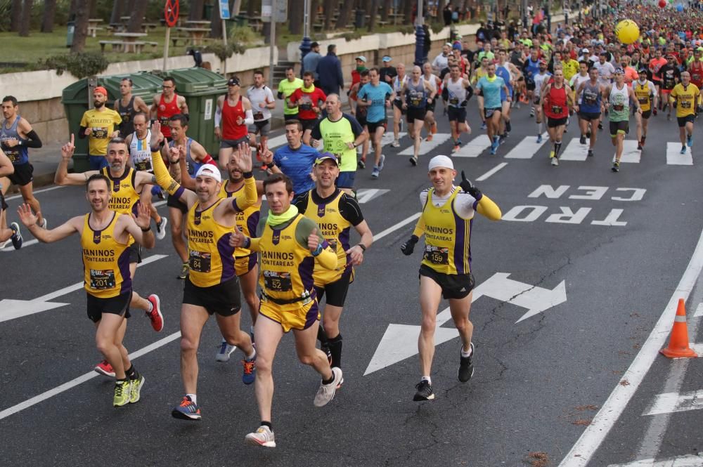 Unas 5.500 personas participan hoy en las pruebas más esperadas del calendario de los corredores - De los inscritos, un total de 1.271 atletas harán el maratón, programado por la vigésima edición.