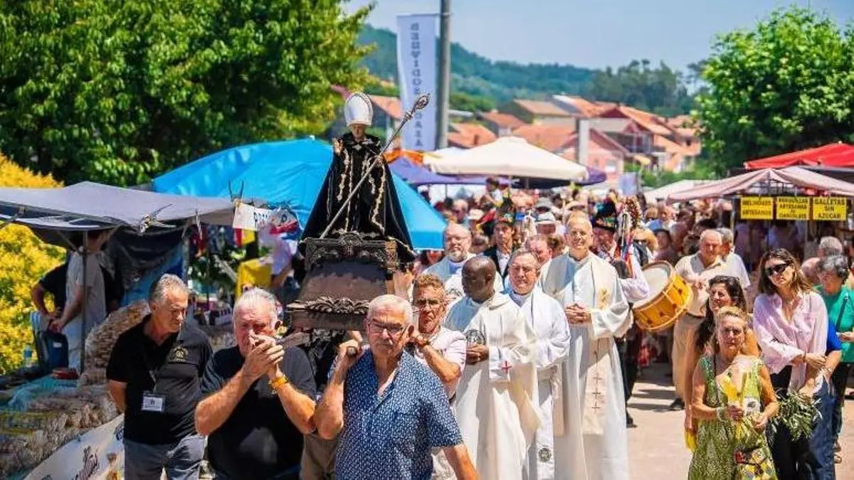 San Benitiño de Lérez mantiene el tirón entre fieles habituales y nuevos visitantes