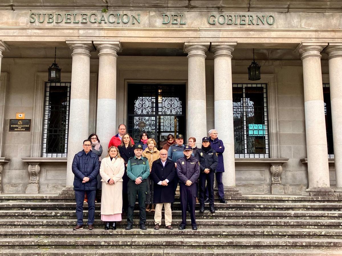 Concentración ante la Subdelegación del Gobierno de Pontevedra.