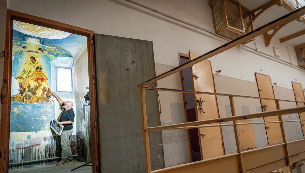 presentación de los resultados del proceso de conservación y restauración de las pinturas murales de la ‘Capilla Gitana’ en la prisión Modelo de Barcelona