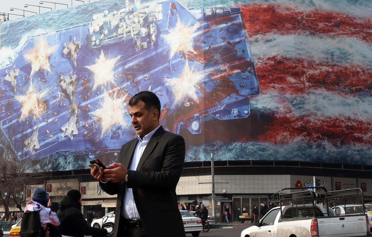 Trump amenaça l’Iran d’enviar-li una "armada massiva"