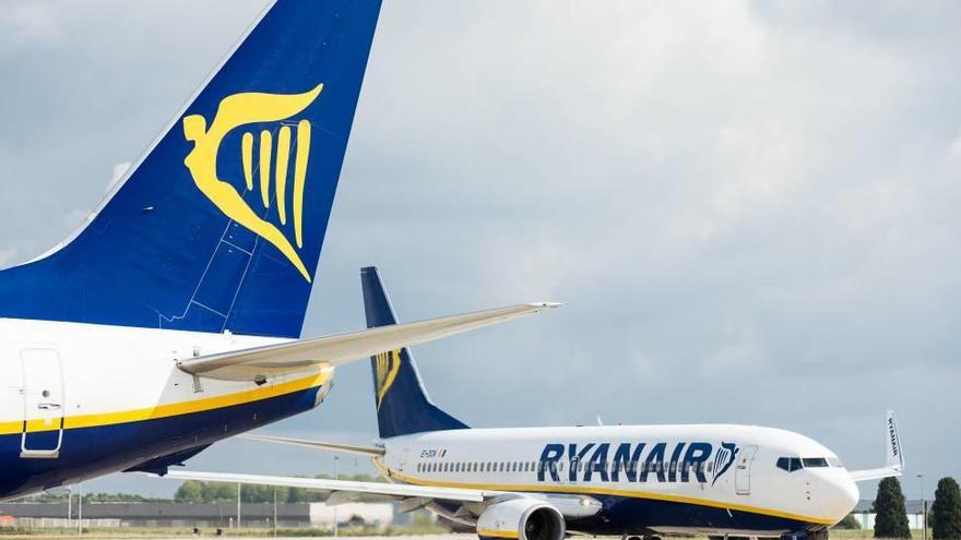 Aviones de Ryanair ayer en el aeropuerto belga de Charleroi.