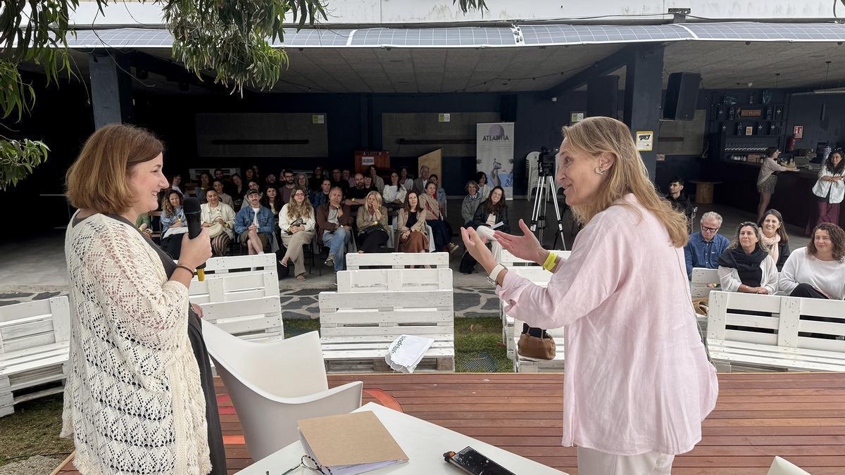 María Pierres y Teresa Taboas en Atlantía.