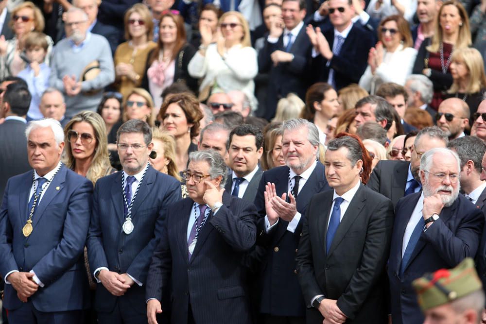 Tras desembarcar en el puerto de Málaga, la Compañía de Honores de la X Bandera del Tercio 'Alejandro Farnesio', IV protagoniza uno de los momentos más intensos de la Semana Santa de Málaga