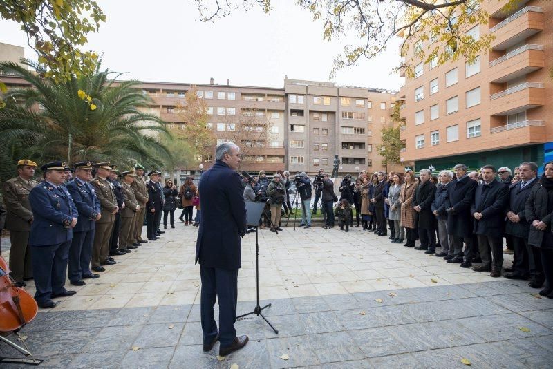 Homenaje a las víctimas de la casa cuartel de Zaragoza
