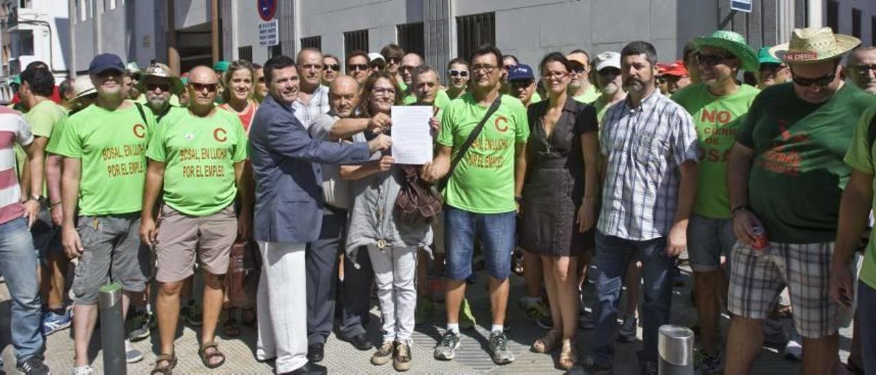 Querella contra Bosal por «violar los derechos» de sus 220 trabajadores en Sagunt