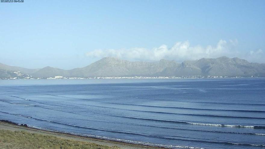 Nette Aussichten: Der Kite-Surf-Strand von Pollença am Donnerstagvormittag (18.1.).