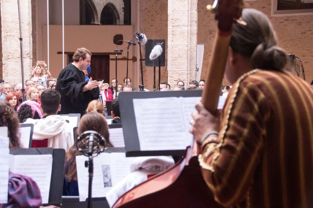 La Unió Musical d'Alaquàs interpreta "La Fulla de Malva".