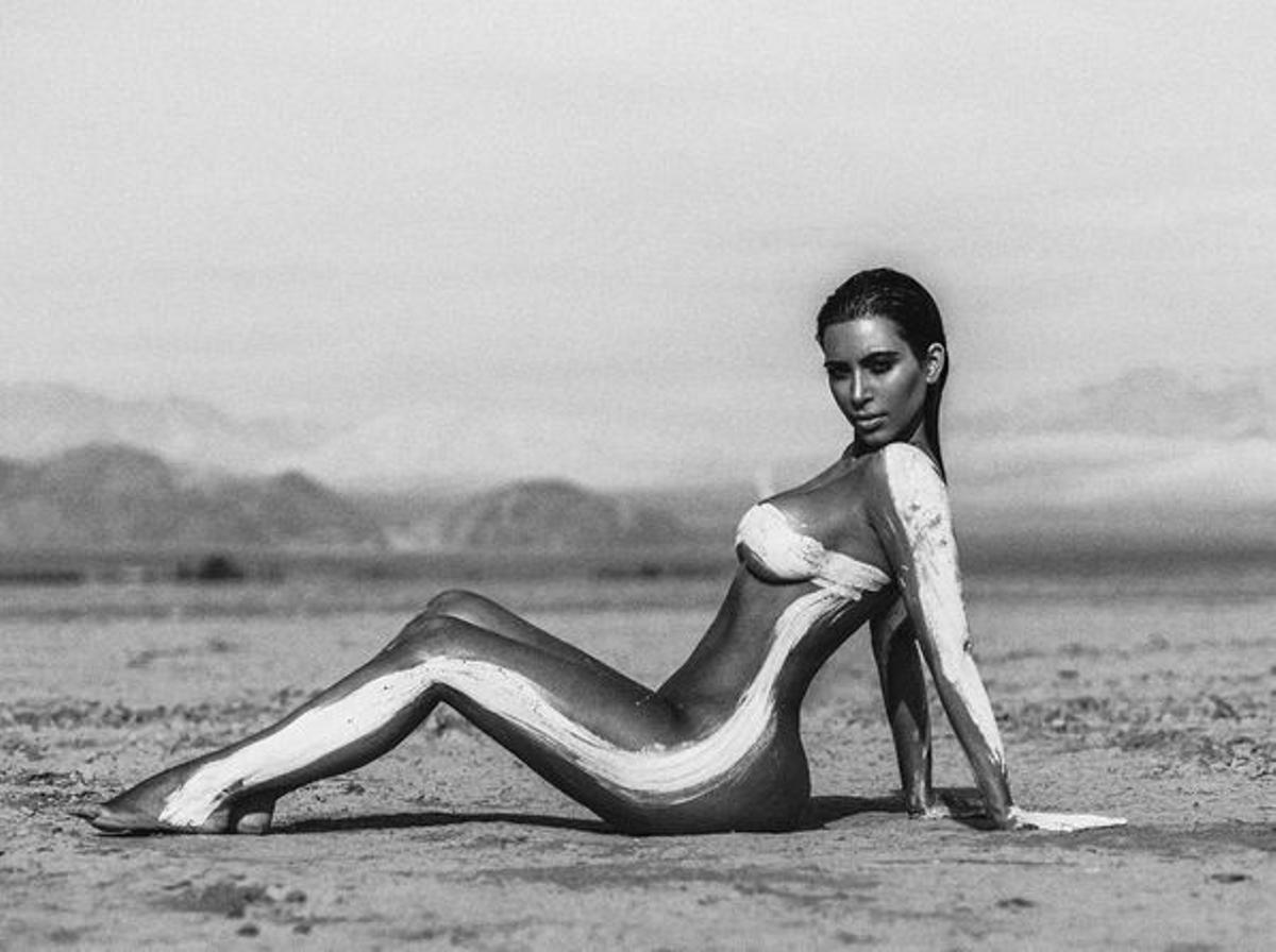 Kim Kardashian enseña la piel en Instagram