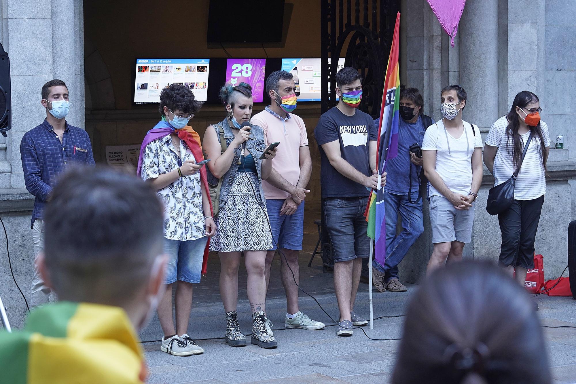 Concentració per condemnar la mort de Samuel Luiz a Girona