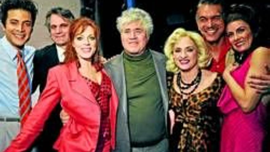 Broadway recibe a las ´Mujeres´ de Almodóvar entre luces y sombras