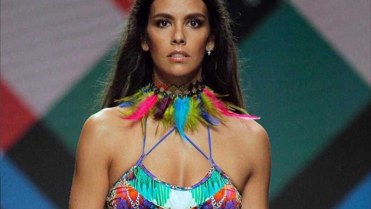 Cristina Pedroche debuta en la pasarela de Moda Cálida