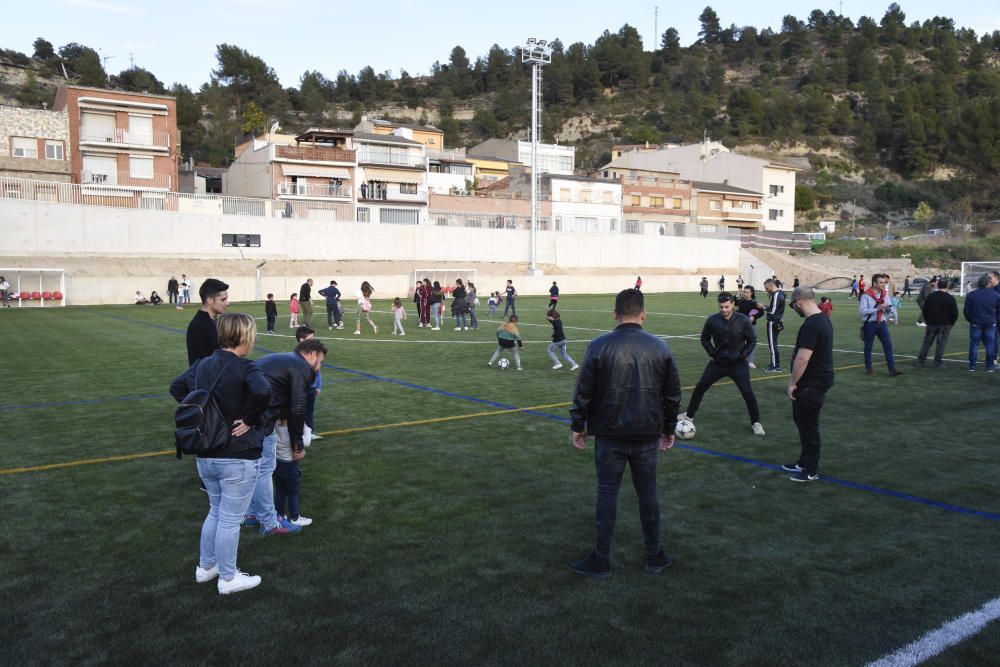 Sant Vicenç mostra el seu nou camp de futbol