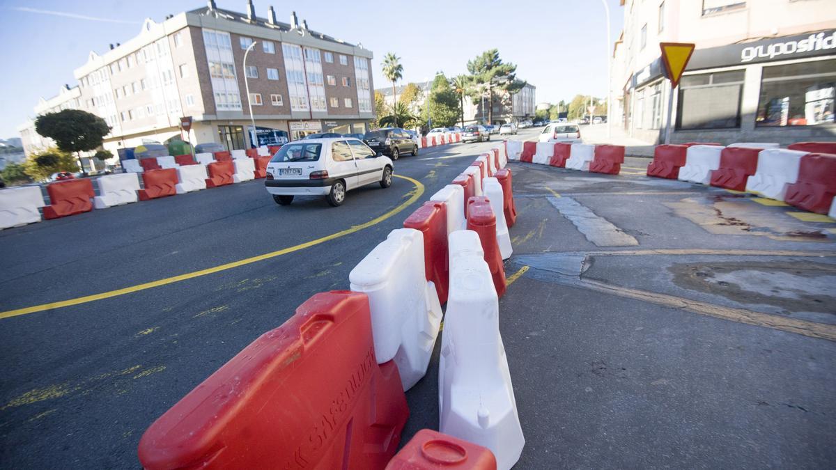 Zona en obras en el conocido como cruce de Sol y Mar, en Oleiros.