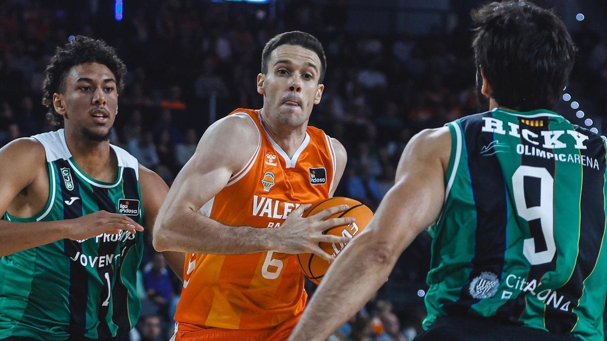 Xabi López-Arostegui en el partido contra el Joventut Badalona