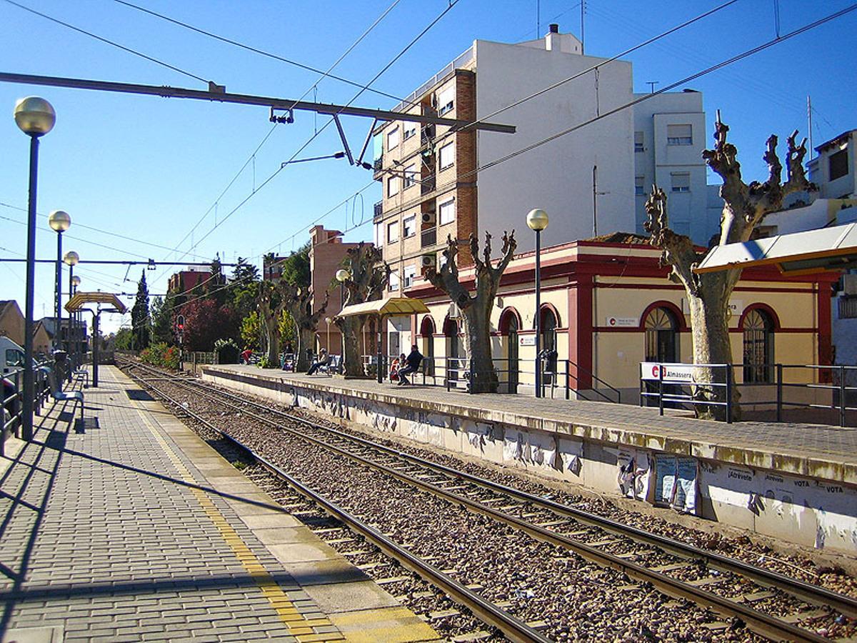 Estación de Almàssera.