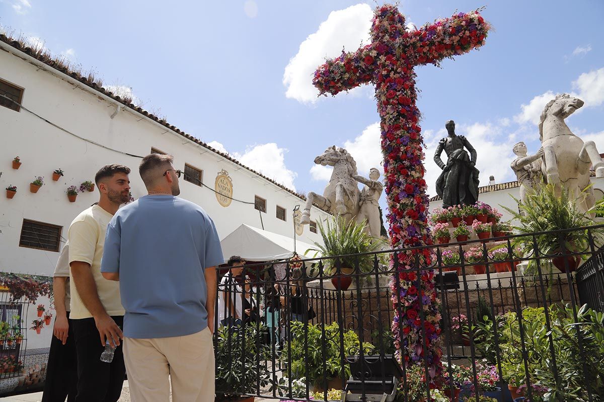 La segunda jornada de las Cruces de Mayo, en imágenes