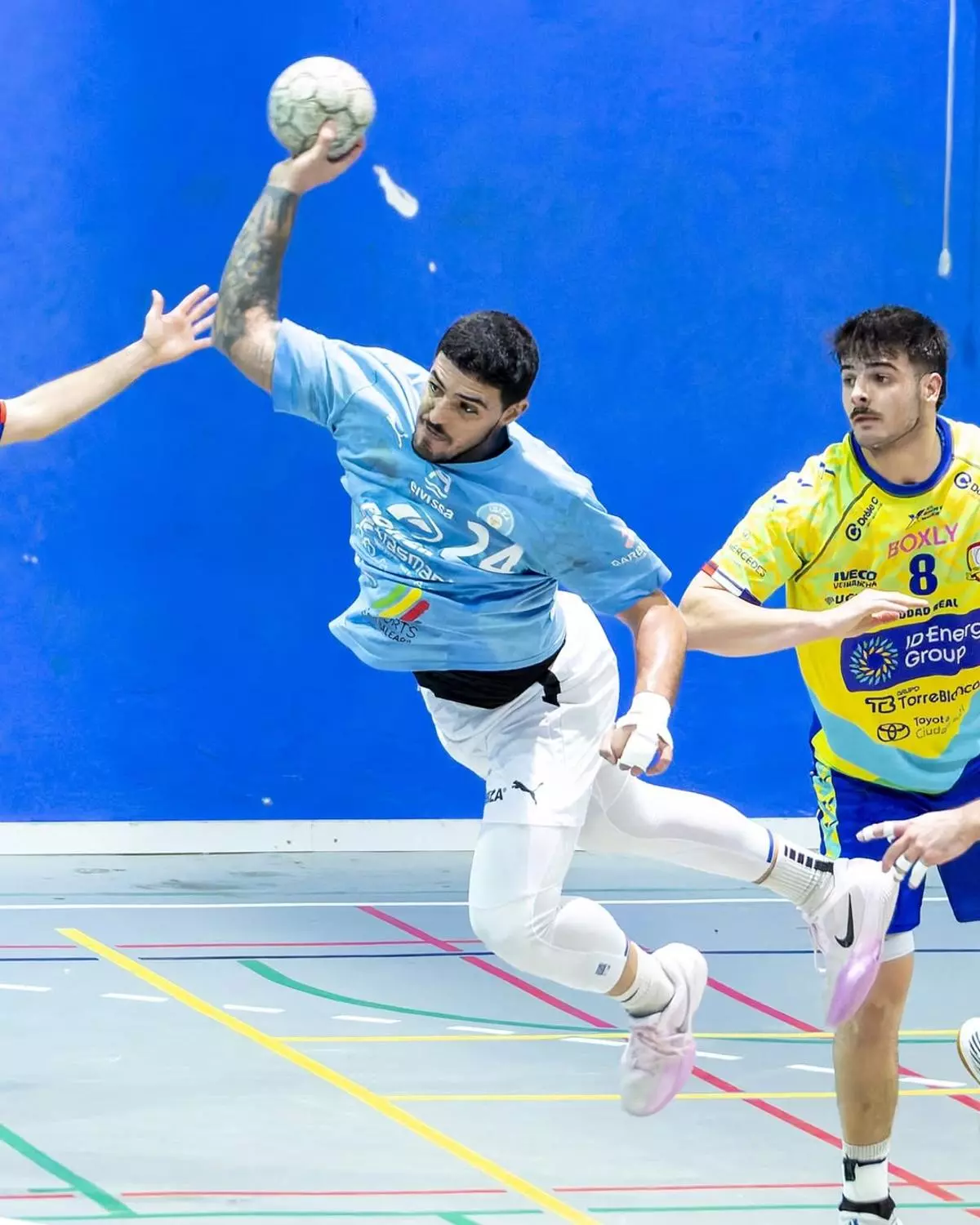 El OAR apuntala su defensa con la incorporación de Álex Malid
