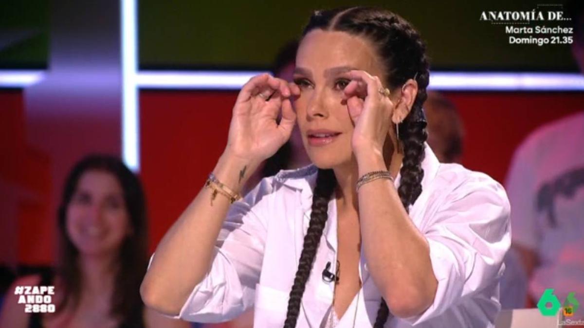 Cristina Pedroche se despide entre lágrimas de 'Zapeando': &quot;No quiero que salga&quot;