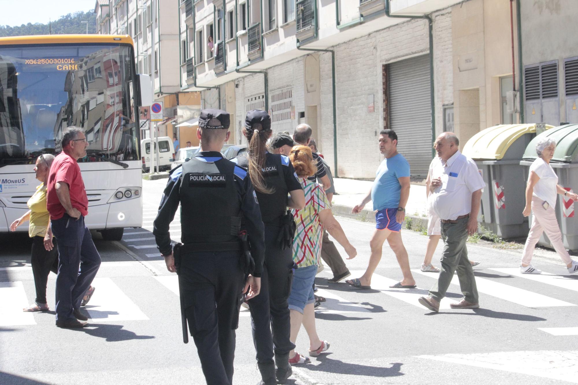 Concentración vecinal en Bueu contra la "inseguridad" ciudadana y un joven conflictivo