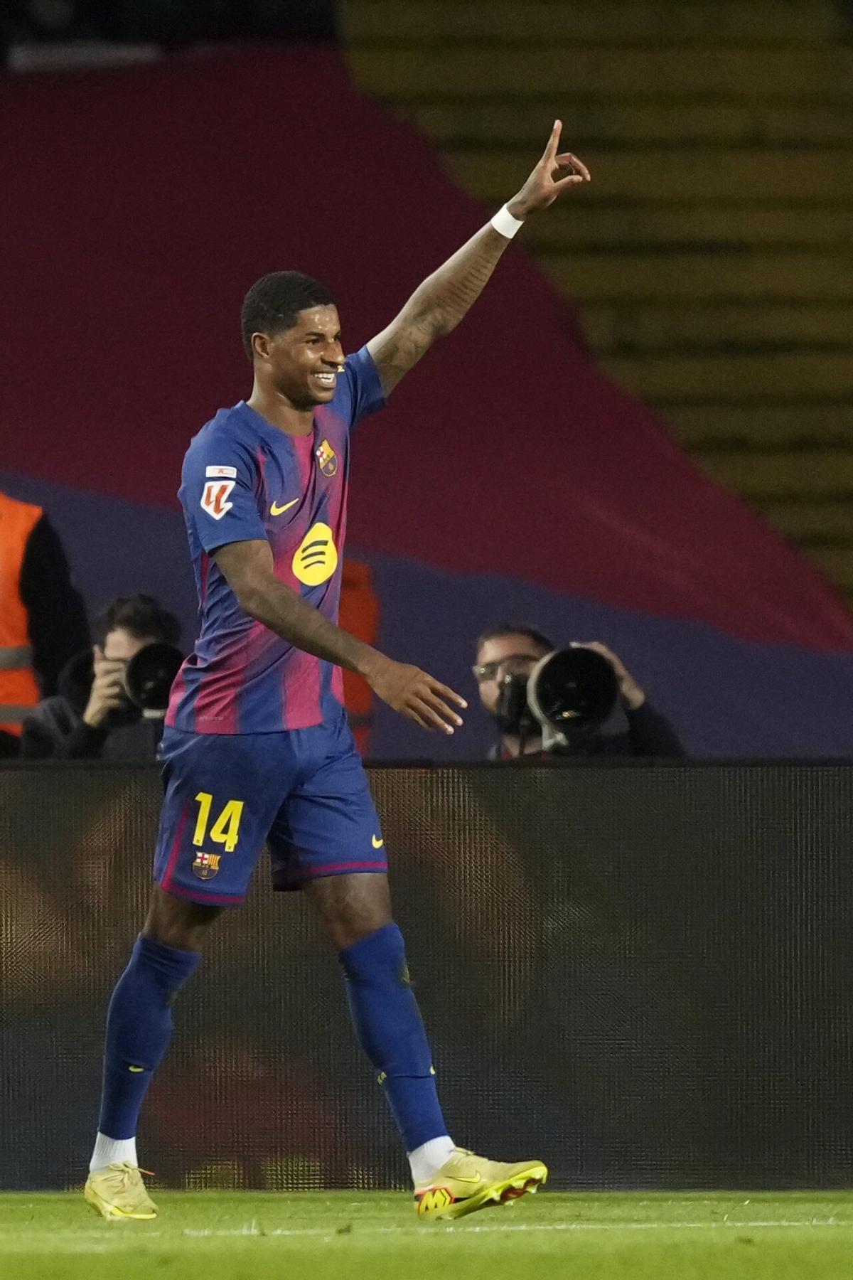 Rashford deberá asumir el rol del lesionado Raphinha
