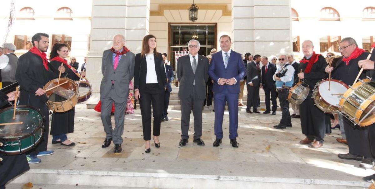 La Diputación concede el título de Alicantino de Adopción a Isidro Fernández