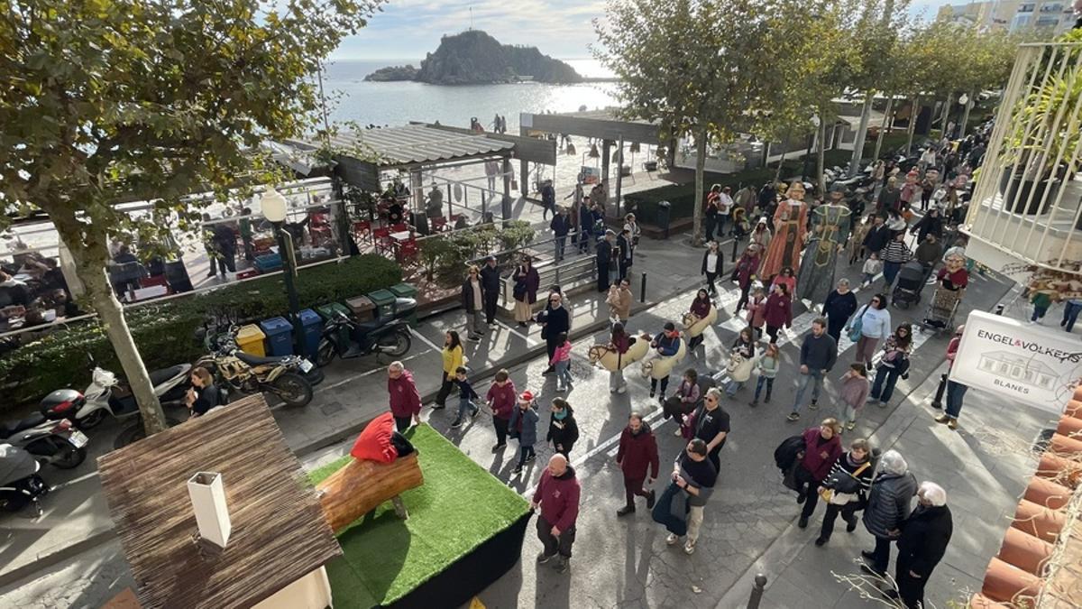 La cercavila del Tió,  diumenge a Blanes.