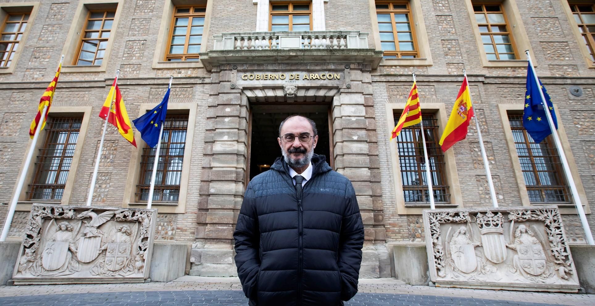 La vida de Javier Lambán, en imágenes