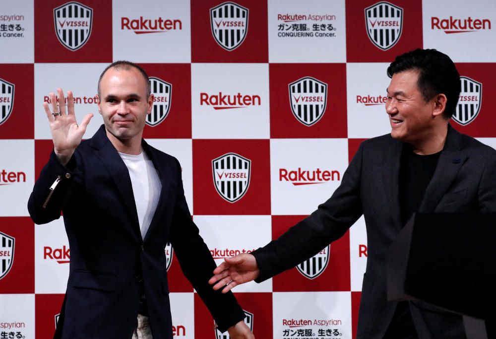 Presentació d'Andrés Iniesta amb el Vissel Kobe