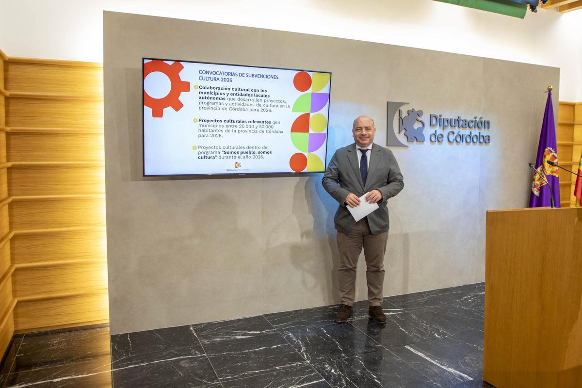 Gabriel Duque durante la presentación de las ayudas.