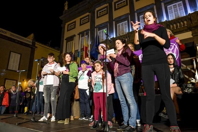 GENTE Y CULTURA 07-03-19  LAS PALMAS DE GRAN CANARIA. 8M Día Internacional de la Mujer. Manifestación por el 8M Día Internacional de la Mujer. FOTOS: JUAN CASTRO